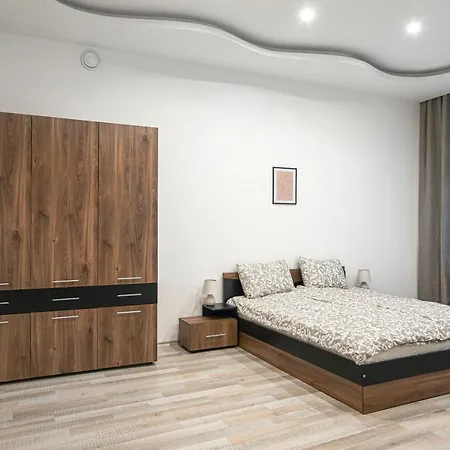 Апартаменты Bilyana's 1 Bedroom *