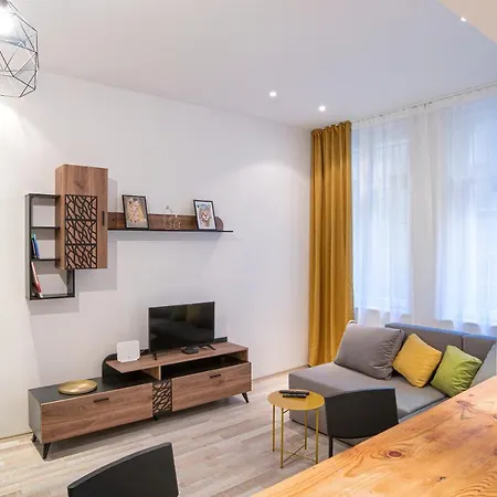 Bilyana's 1 Bedroom Апартаменты